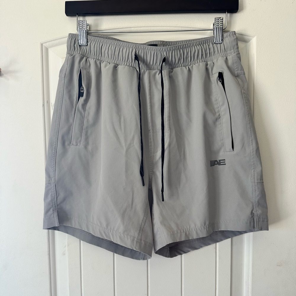 AE 24/7 5.5" Lined Training Short- American Eagle Men Light Gray